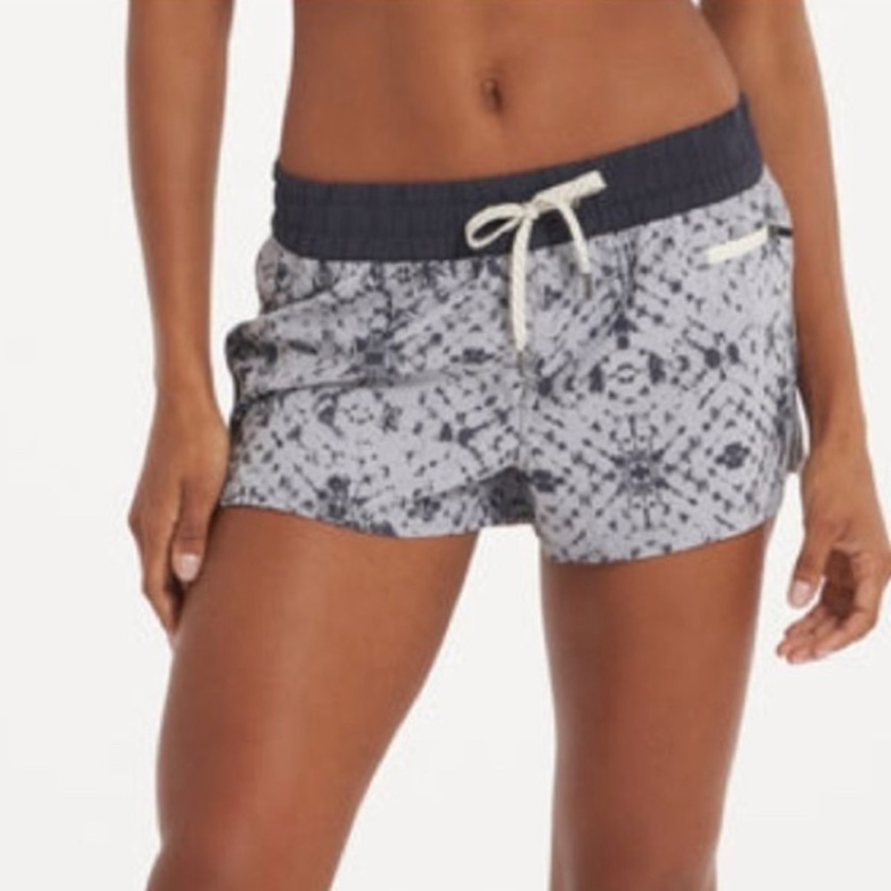 Vuori Clementine Athletic Shorts Grey Shibori